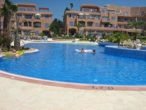 Comfortable 2 Bedroom Apartment In Popular Limnaria Gardens Paphos Buitenkant foto