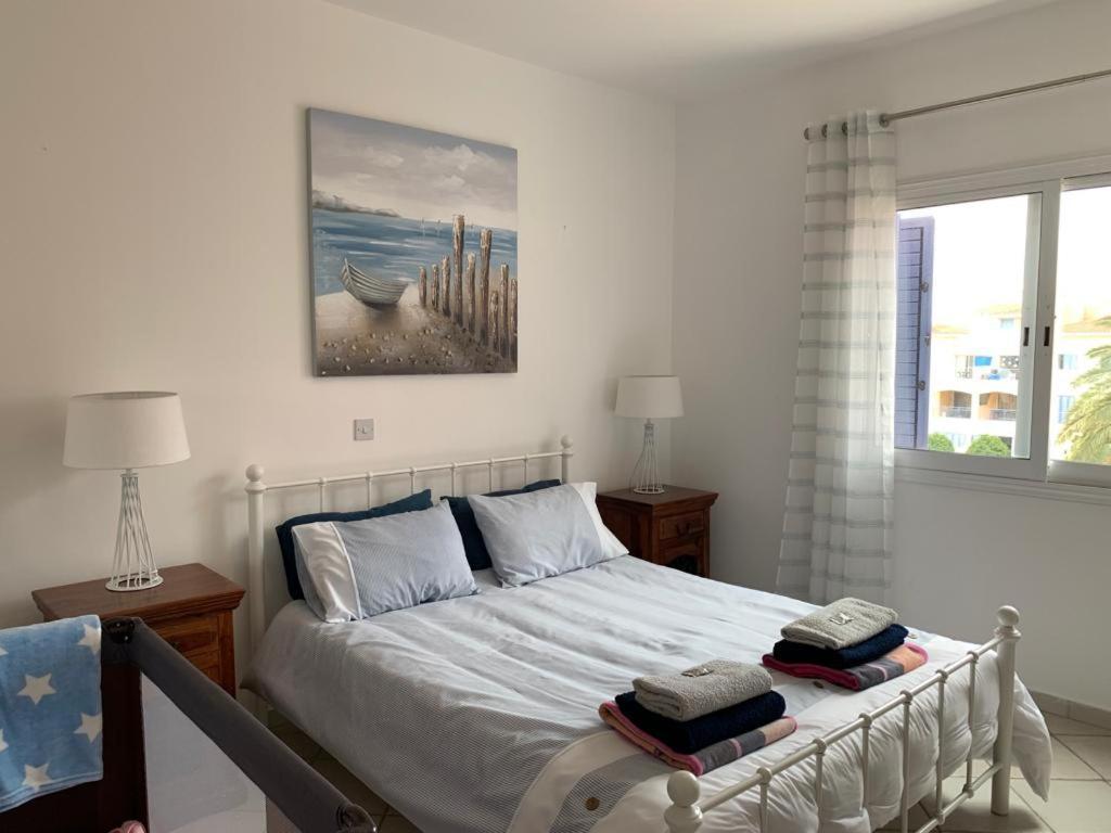 Comfortable 2 Bedroom Apartment In Popular Limnaria Gardens Paphos Buitenkant foto
