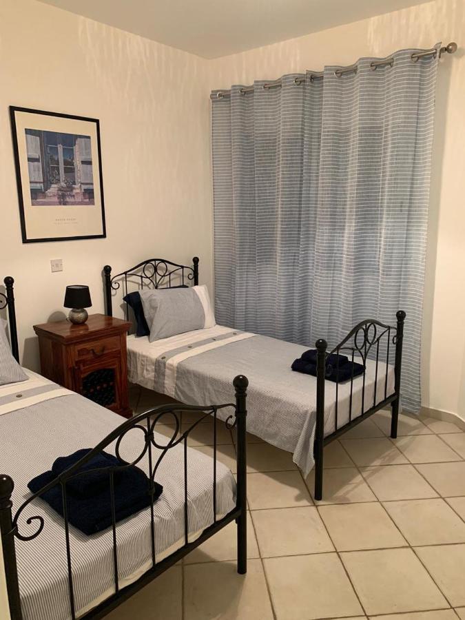 Comfortable 2 Bedroom Apartment In Popular Limnaria Gardens Paphos Buitenkant foto